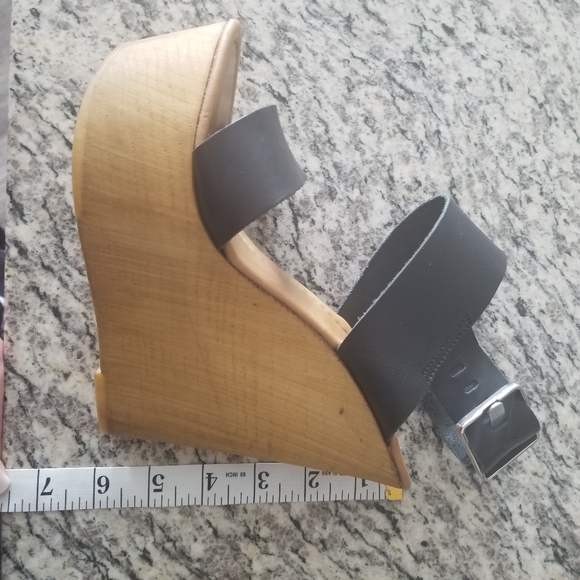 Steve Madden Wedge Sandal - Picture 3 of 7